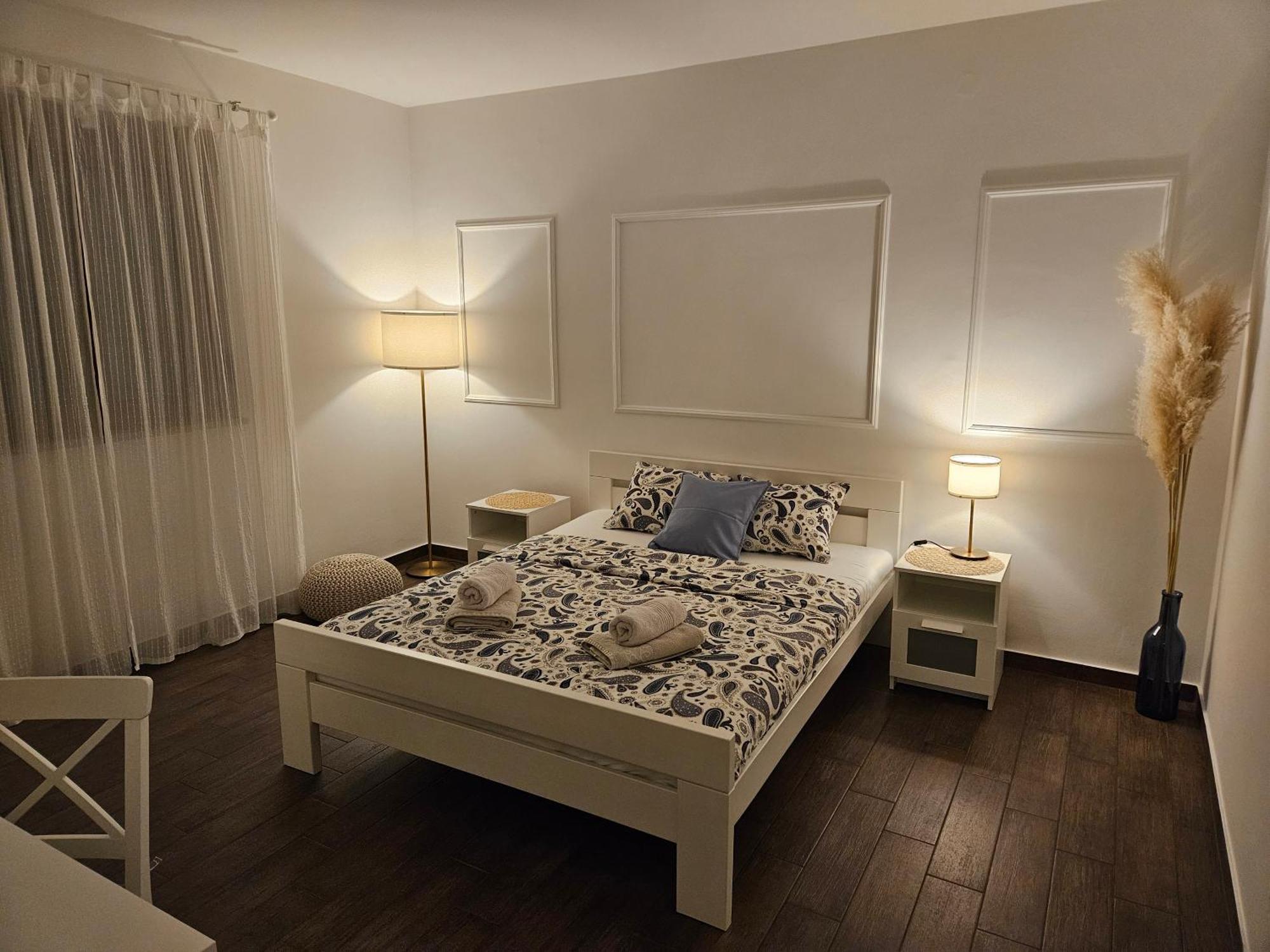 Kristy'S Place ซริกเวนิซา ภายนอก รูปภาพ
